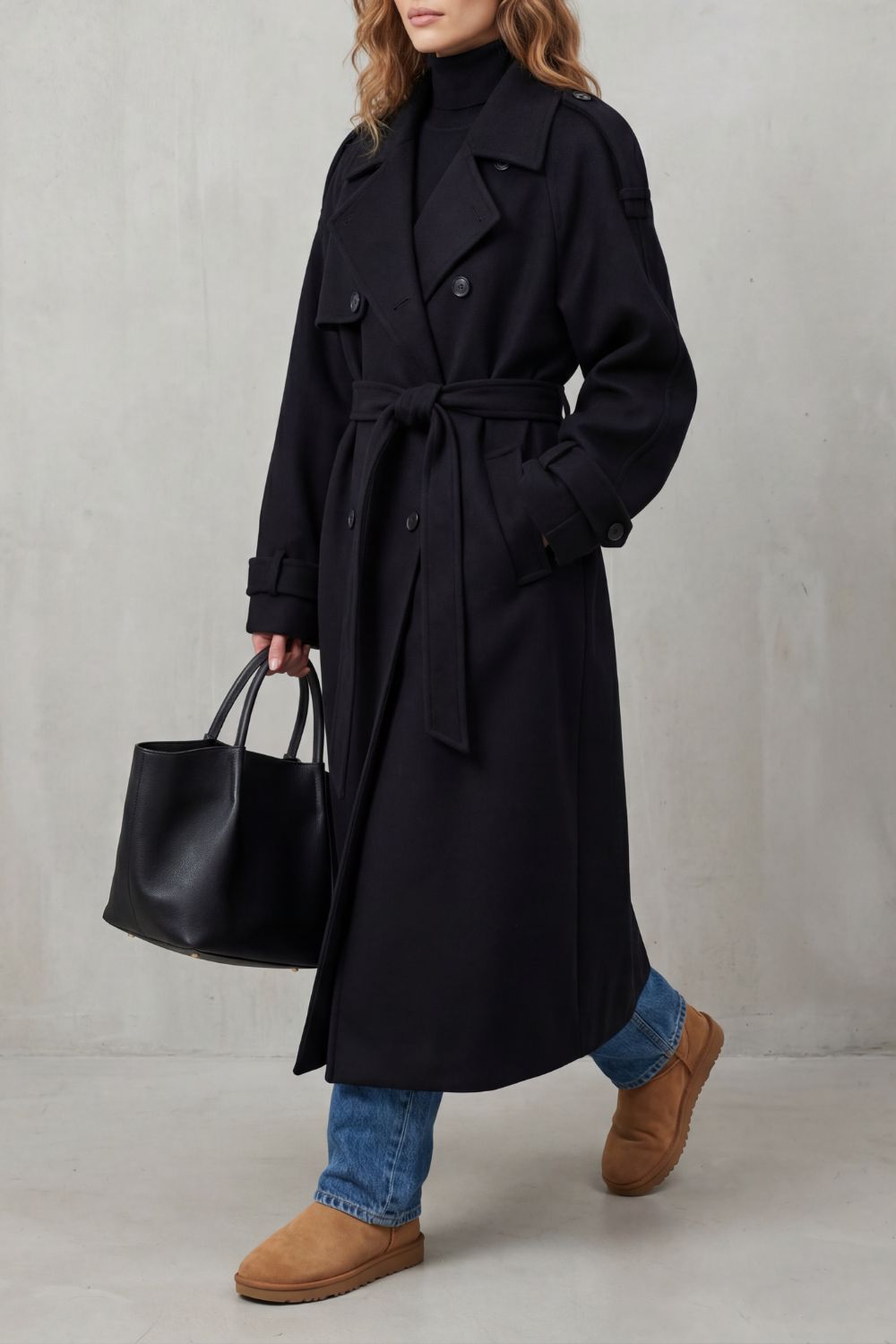 Noirvaine – Oversized silhouette – Wool trench coat