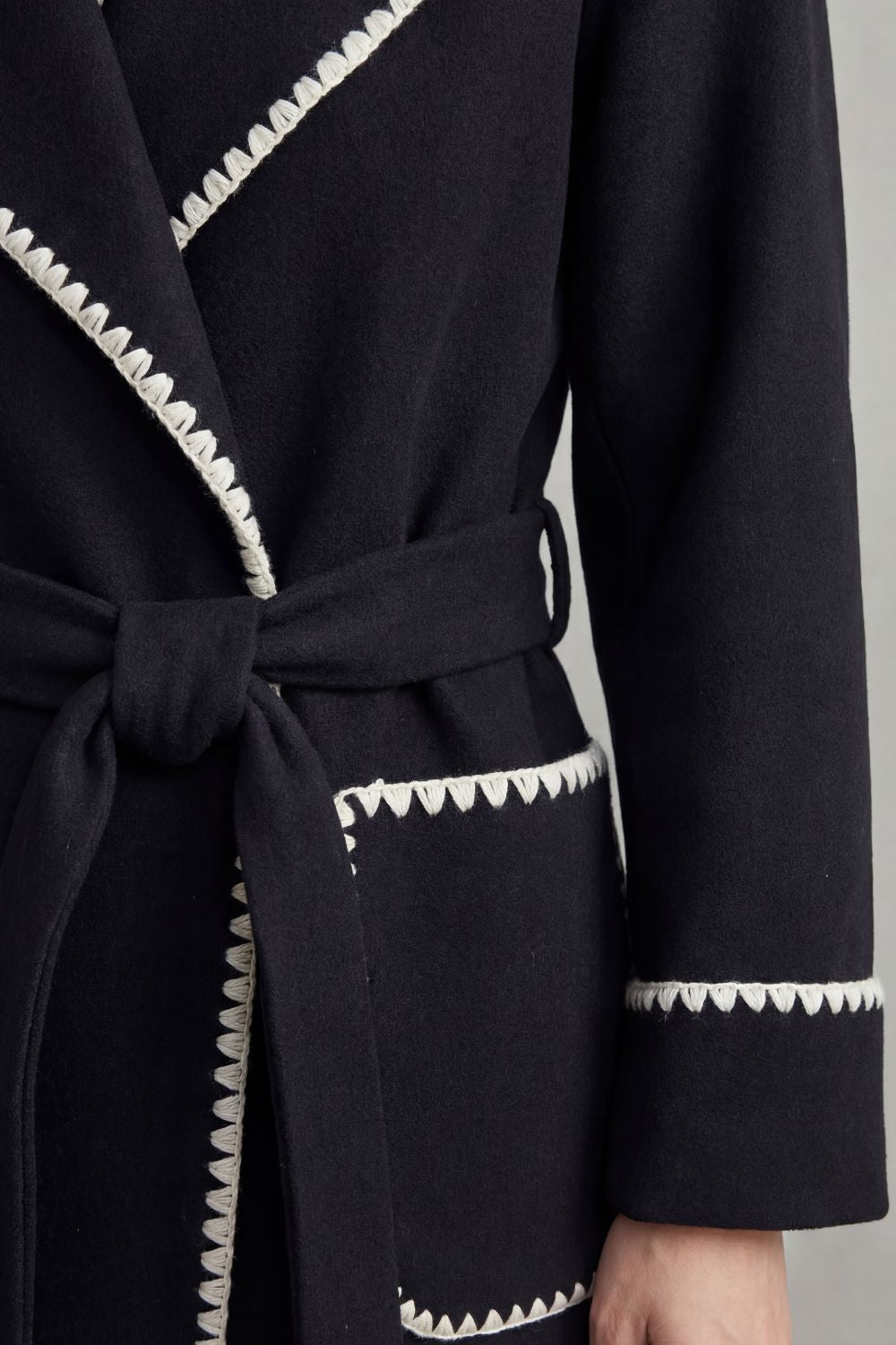Serafelle – Contrast trim – Longline belted coat