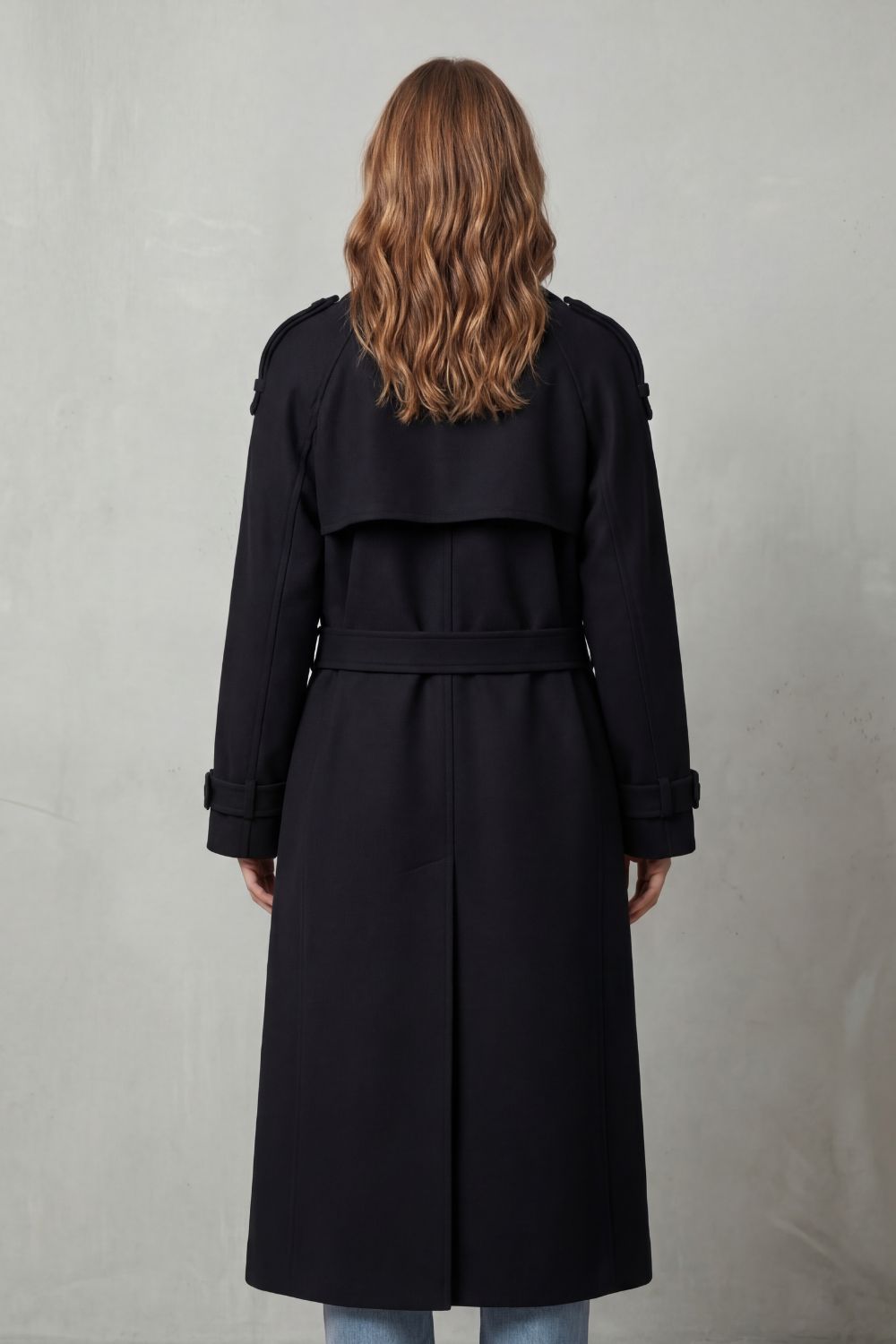 Noirvaine – Oversized silhouette – Wool trench coat