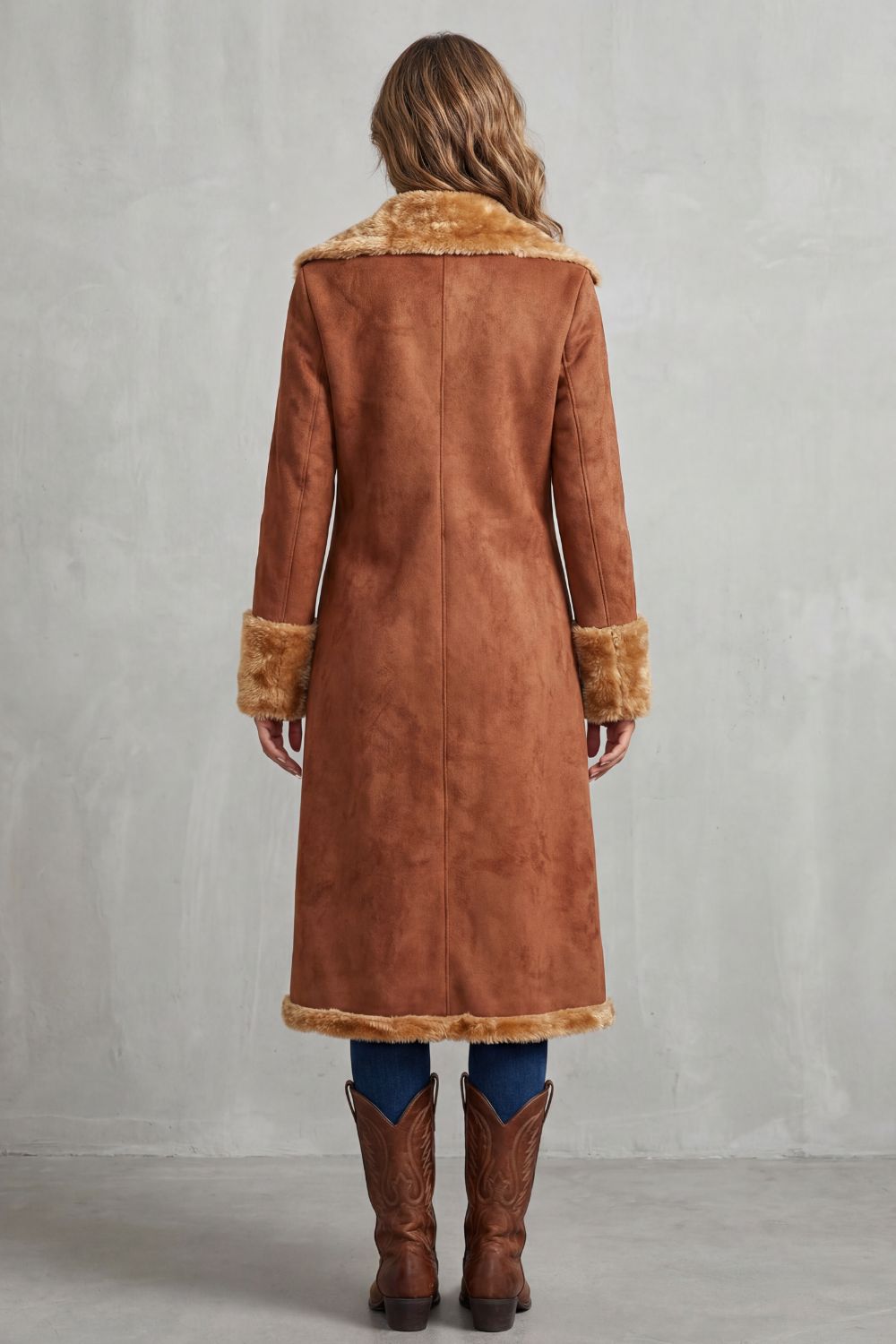 Rovigna – Western shearling charm – Longline coat